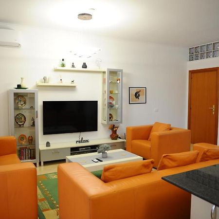 Center Tirana Apartment Luaran gambar